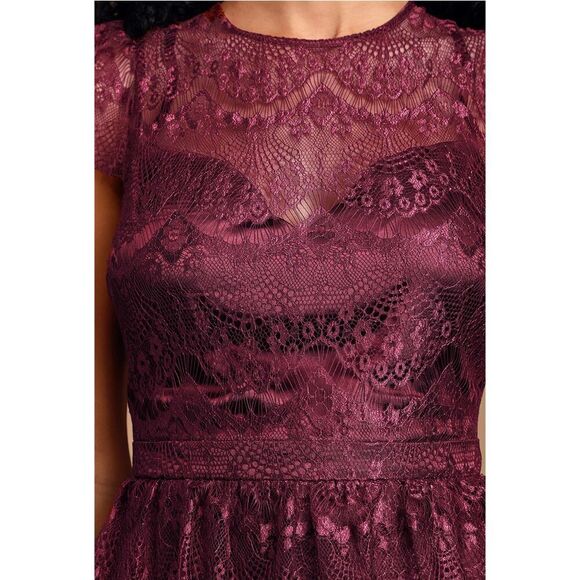 Lulu’s Romantic Daydreamer Burgundy florenceTiered Maxi Dress Champagne XS. - Picture 2 of 7
